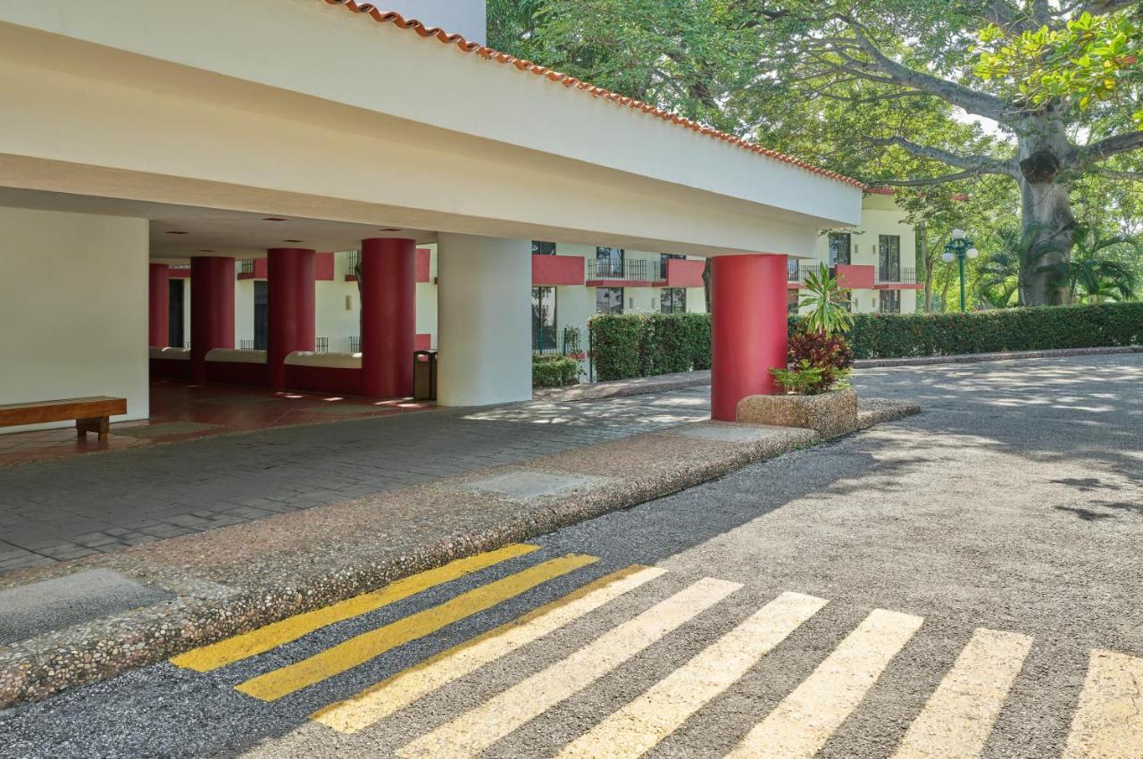 Fiesta Inn Villahermosa Cencali Exterior foto